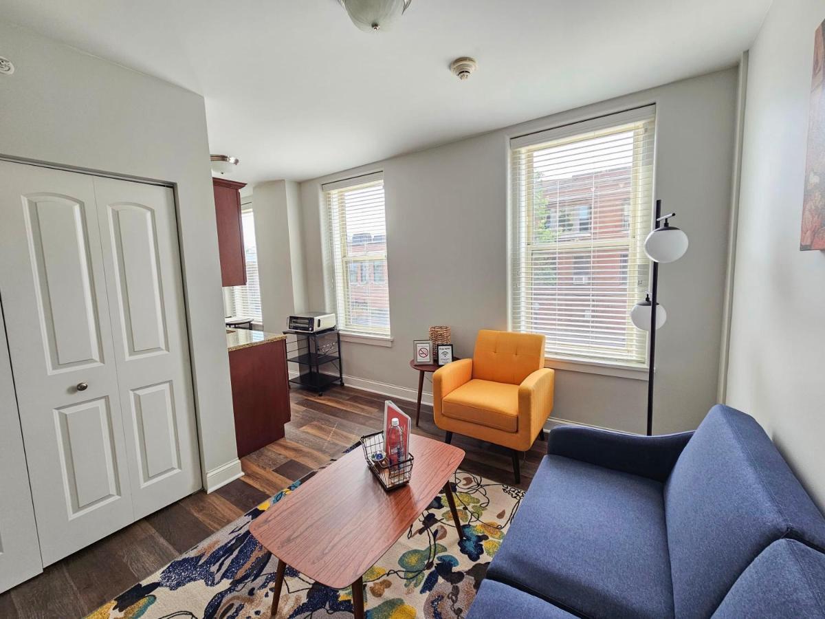 Gorgeous And Spacious Studio At The Historic Inman - 200 Champaign Bagian luar foto